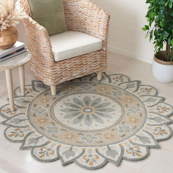 Novelty 6 ft. x 6 ft. Beige/Ivory Double Floral Round Area Rug