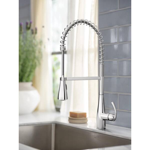 MOEN Essie Single-Handle Pre-Rinse Spring Pulldown Sprayer Kitchen
