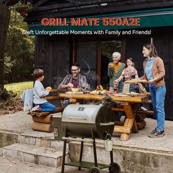 Z GRILLS 585 Pellet Grill in Silver with Stainless Steel