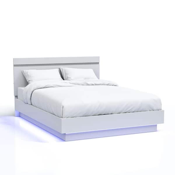 Furniture of America Gensley White and Chrome Wood Frame Eastern King Platform Bed with Embedded LED Light