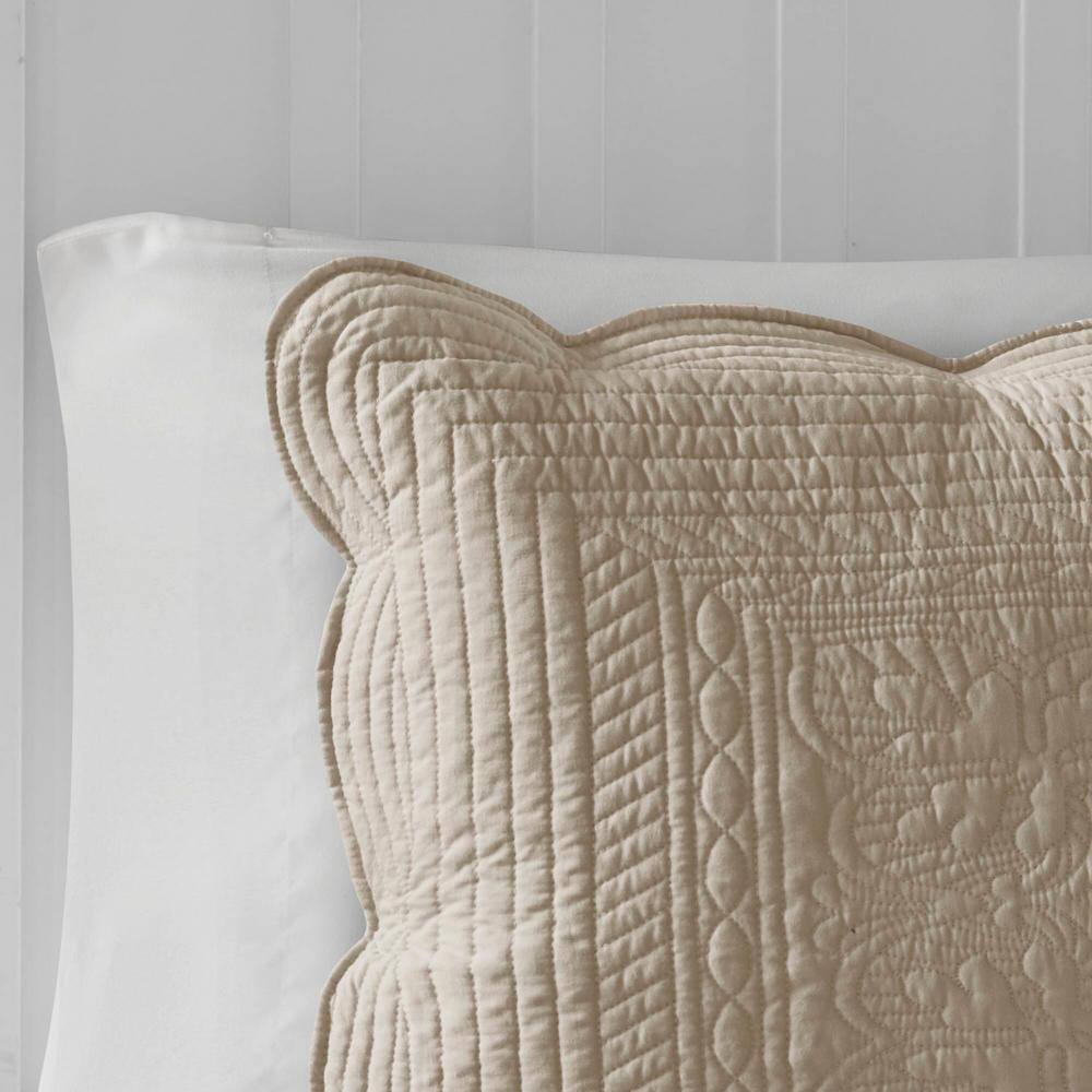 Khaki Full Microfiber Reversible Scalloped Edge Quilt Set