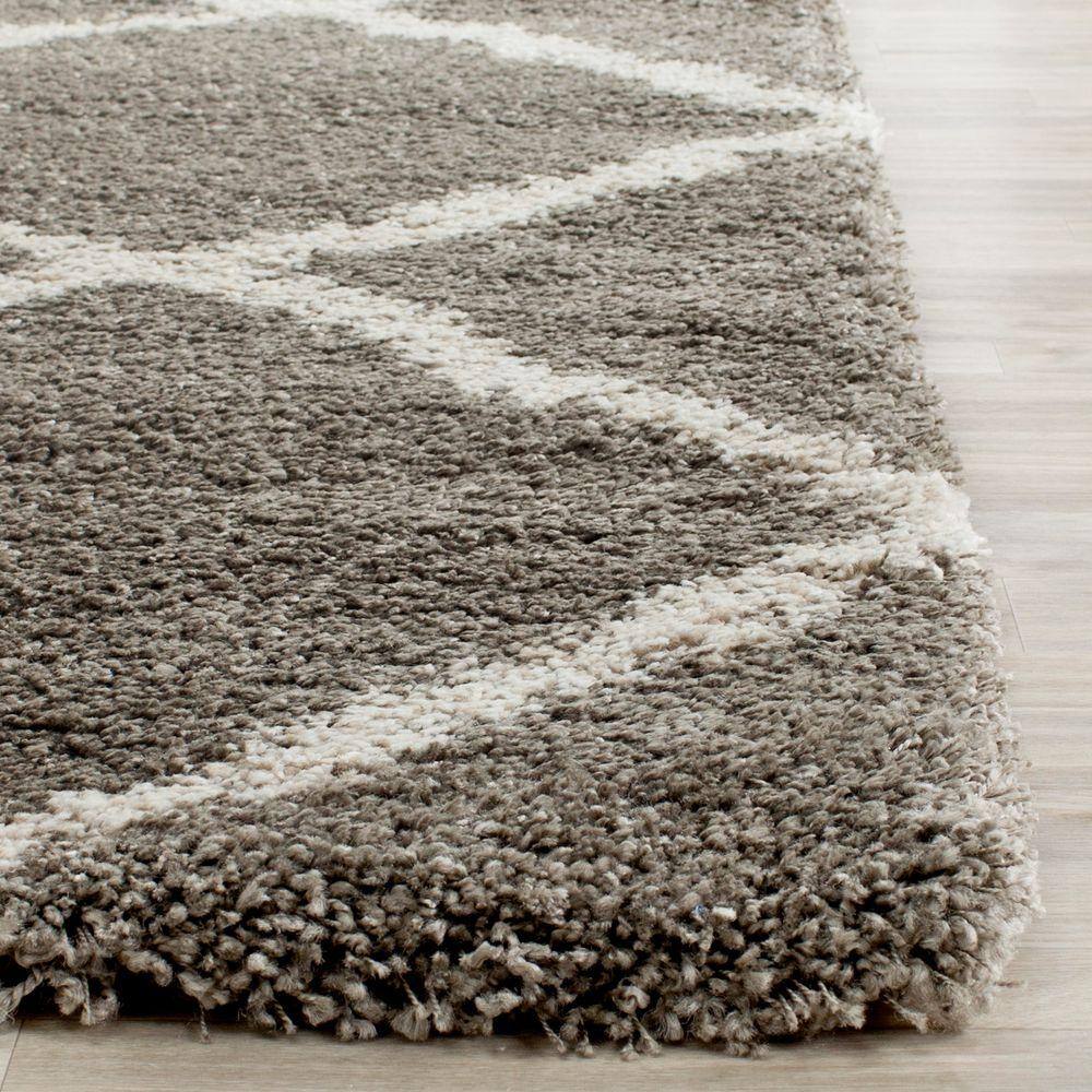 Taupe and Grey Geometric Shag Area Rug, 4' x 6'