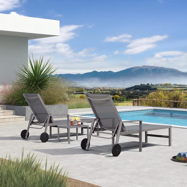 Aluminum Light Grey Frame Metal Outdoor Chaise Lounge Chair with Wheels and Armrests Recliner Chair, Grey