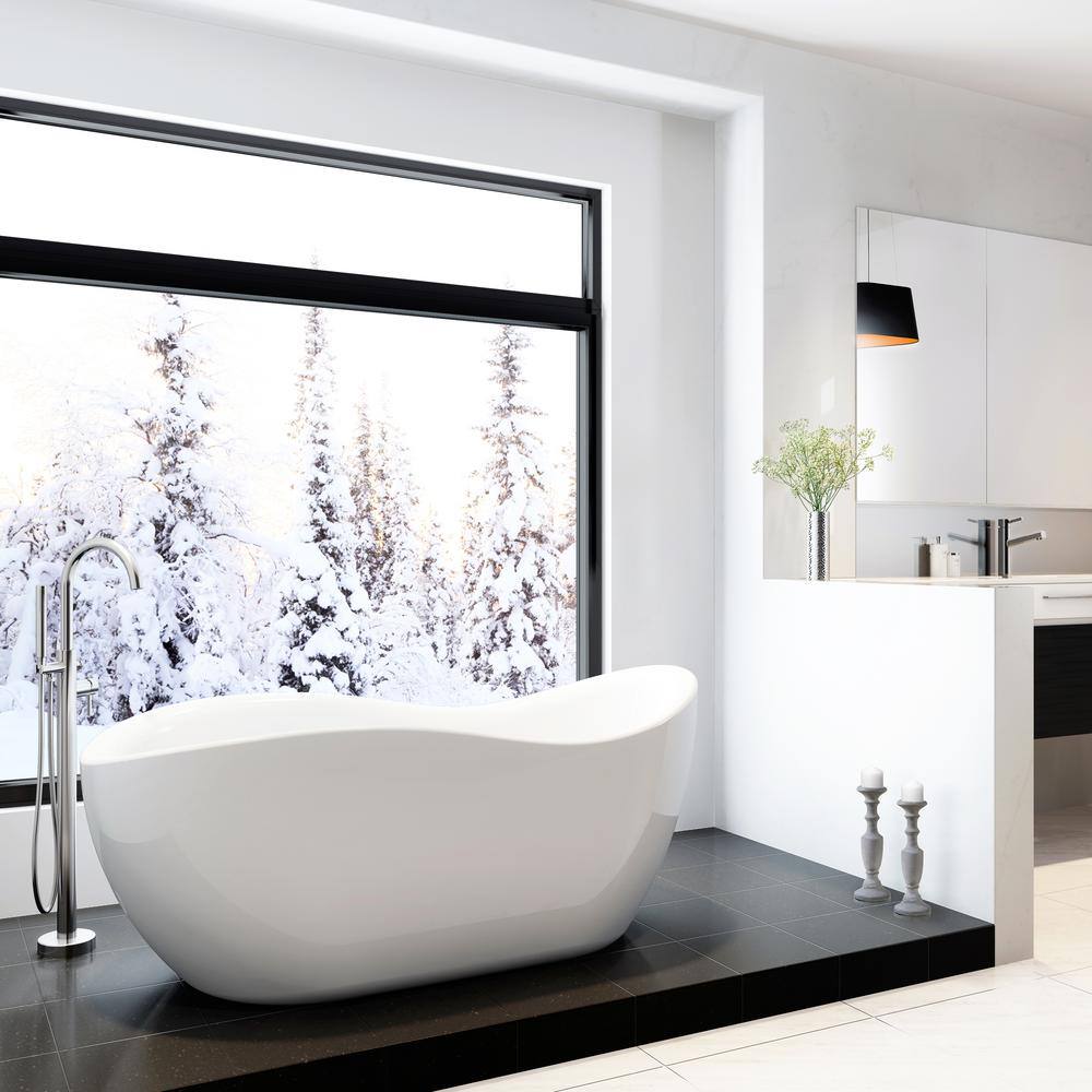 68-Inch White Acrylic Freestanding Oval Bathtub