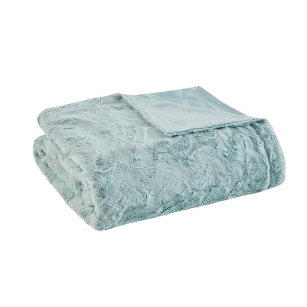 Vsmile Blue 60 in. W x 70 in. H Faux Polyester Oversized Faux Fur Throw Blanket, Machine washable