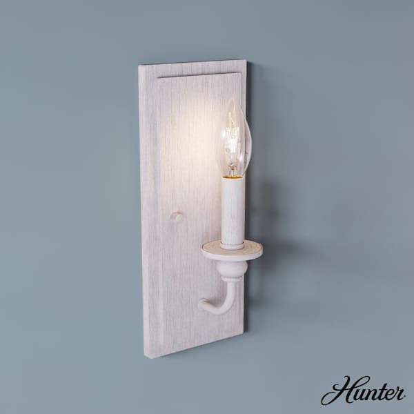 Hunter Southcrest 1-Light Distressed White Wall Sconce