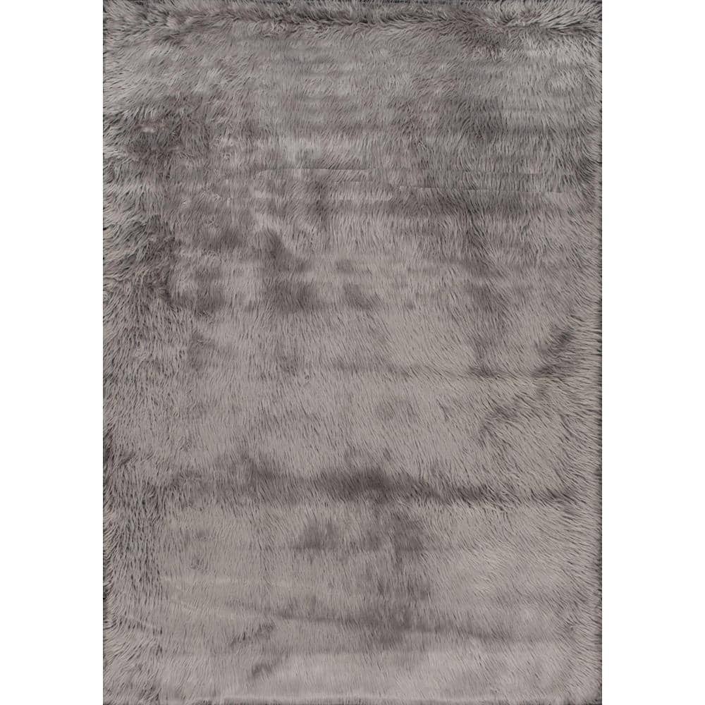 Luxurious Gray Sheepskin 5' x 7' Rectangular Shag Rug
