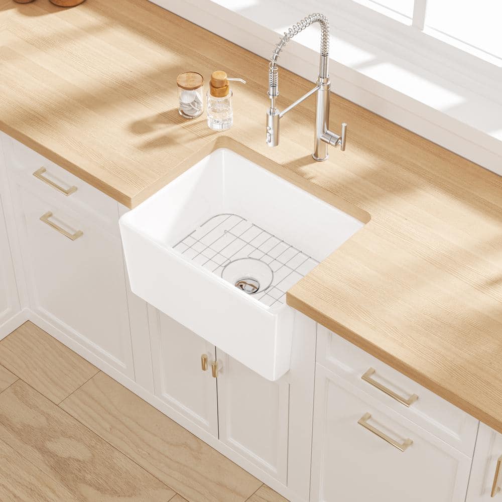 Crisp White Ceramic Farmhouse Apron-Front Kitchen Sink