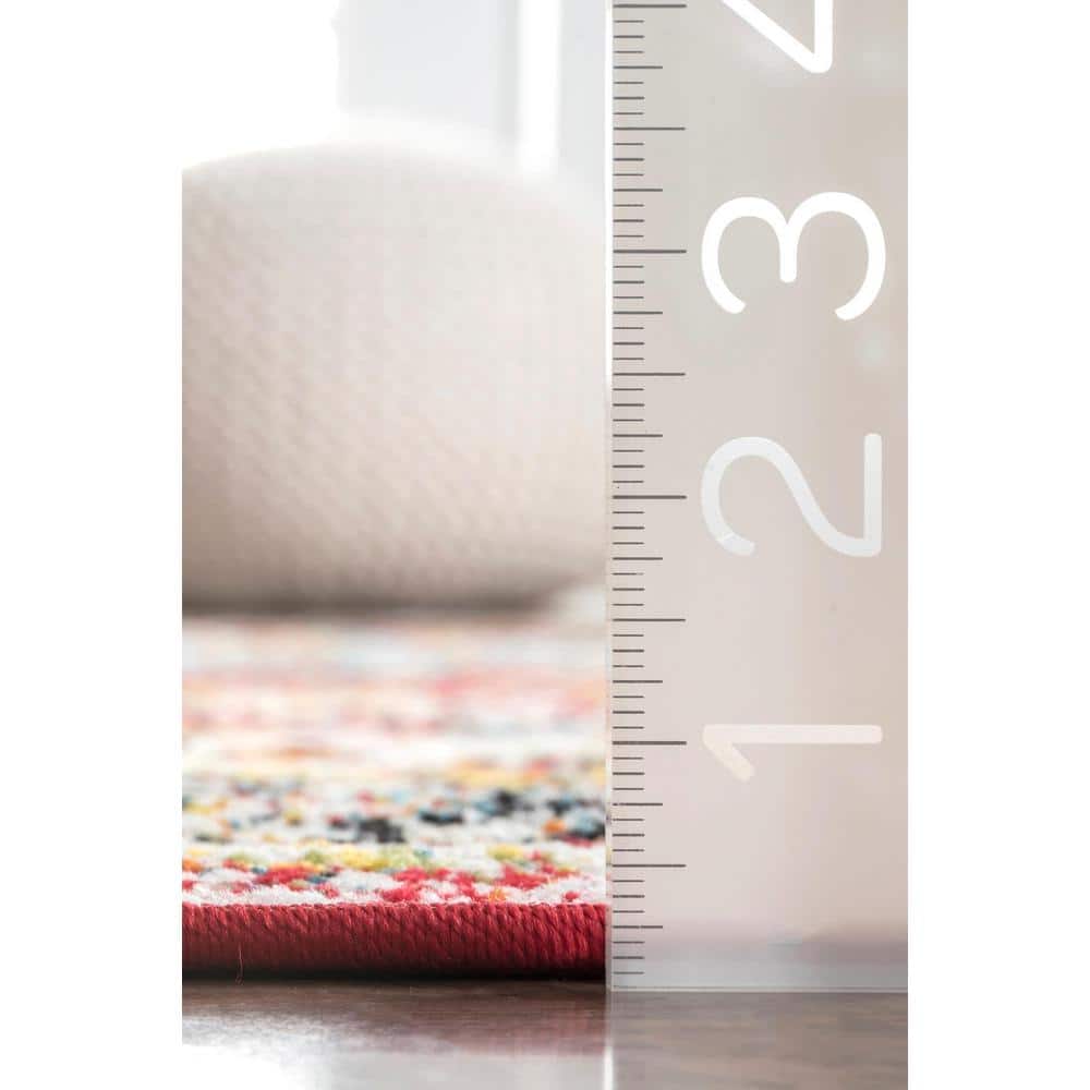 Reversible Multicolor Medallion 4' x 6' Synthetic Area Rug