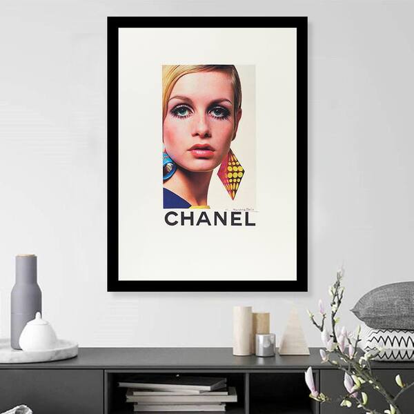 インテリア　絵画　ペイントTwiggy VENICE BEACH Collections Twiggy Designer Fashion Framed Print by