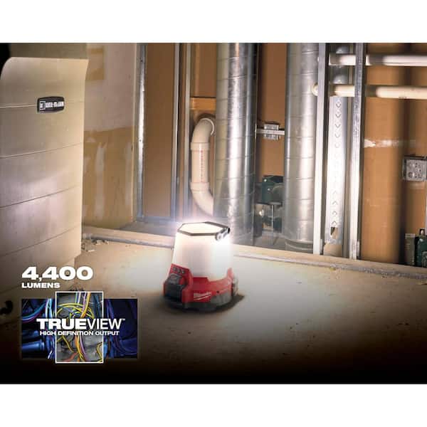 MILWAUKEE M18 RADIUS LED 2146-20