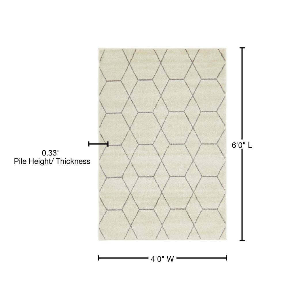 Ivory and Gray Synthetic 4' x 6' Trellis Area Rug