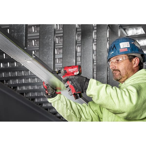 Milwaukee - M12 FUEL SURGE 12V Lithium-Ion Brushless Cordless 1/4 in. Hex Impact Driver Kit w/Two 2. 0Ah Batteries & Spot Blower