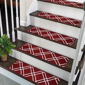 Vintage Collection Red 9 in. x 28 in. Polypropylene Stair Tread Cover (Set of 15)