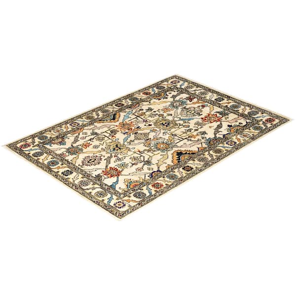 Serapi Ivory 4 ft. x 6 ft. Tribal Wool Indoor Area Rug