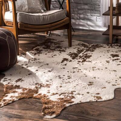 Iraida Faux Cowhide Off-White/Brown 4 ft. x 5 ft. Shaped Accent Rug