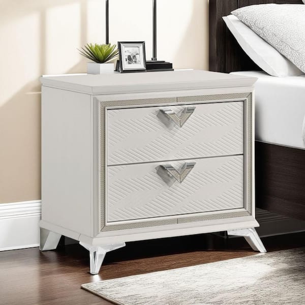 Dery White and Gold 2 Drawer 19 in W Nightstand