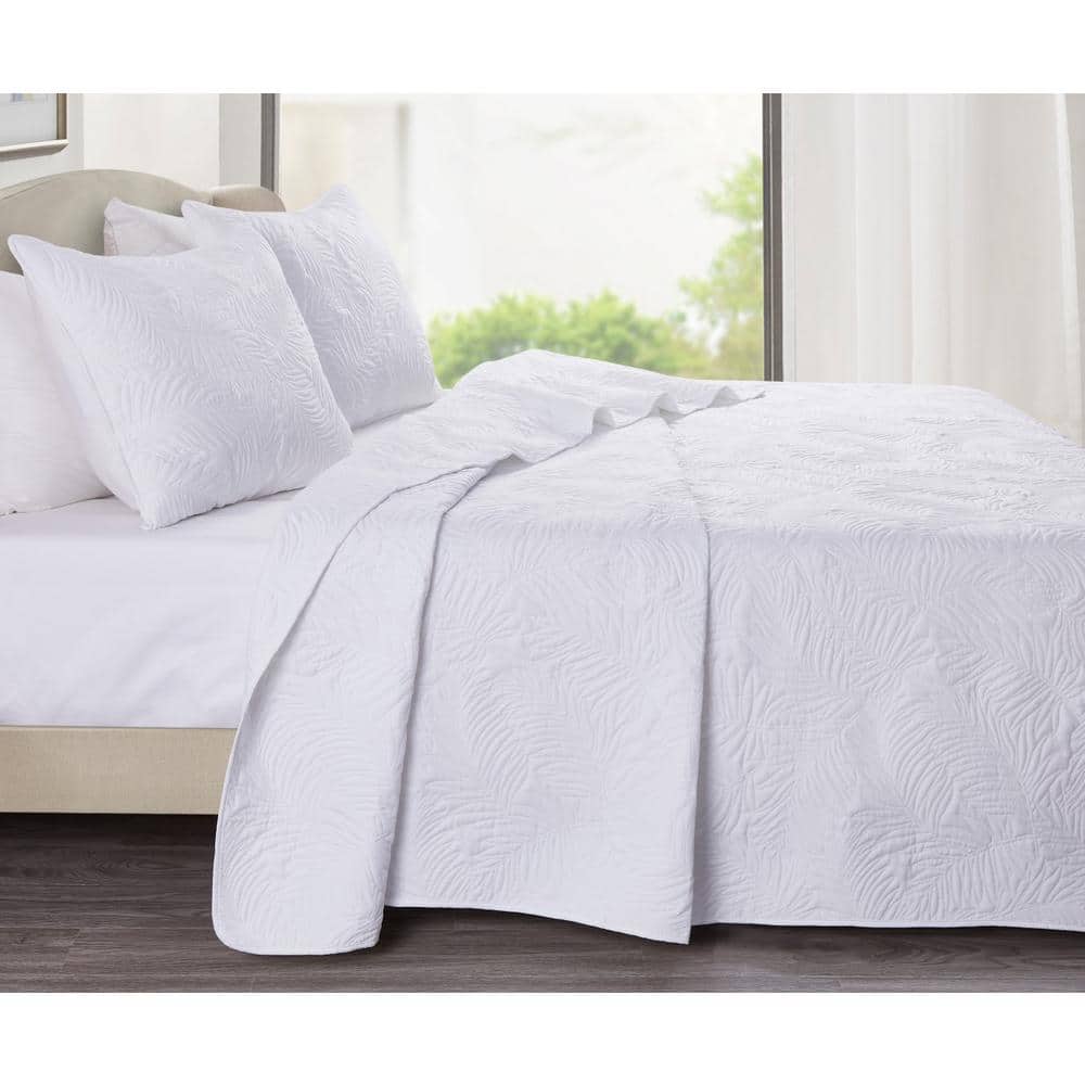 Full White Microfiber Coastal Embroidered Quilt Set