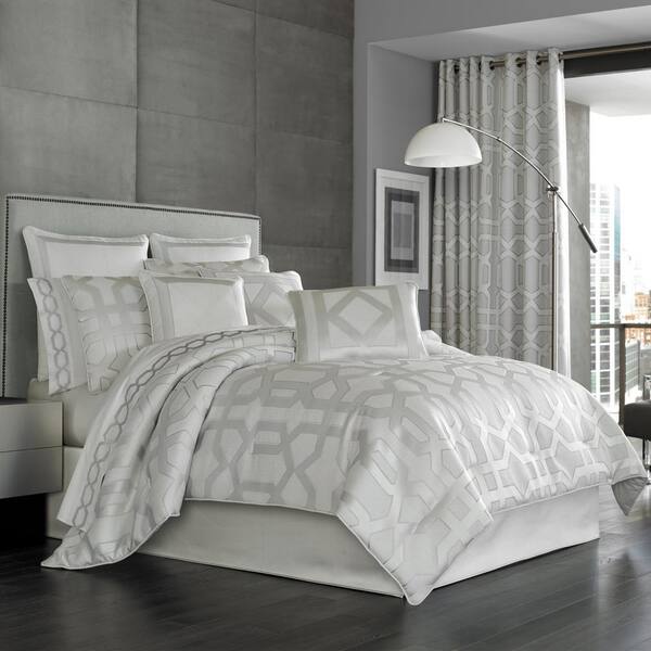 Unbranded Kennedy 4-Piece Sterling Queen Comforter Set