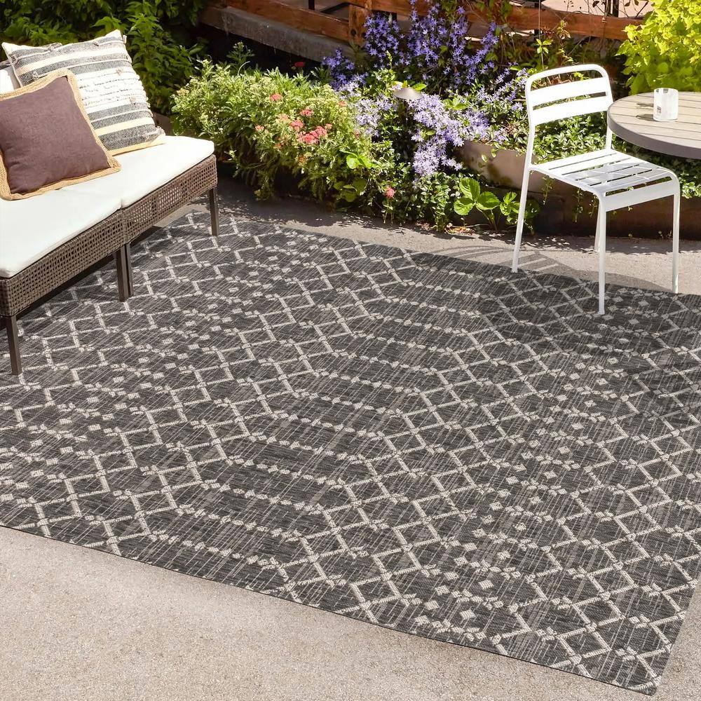 Gray Geometric Flat Woven Indoor/Outdoor Rug 4' x 6'