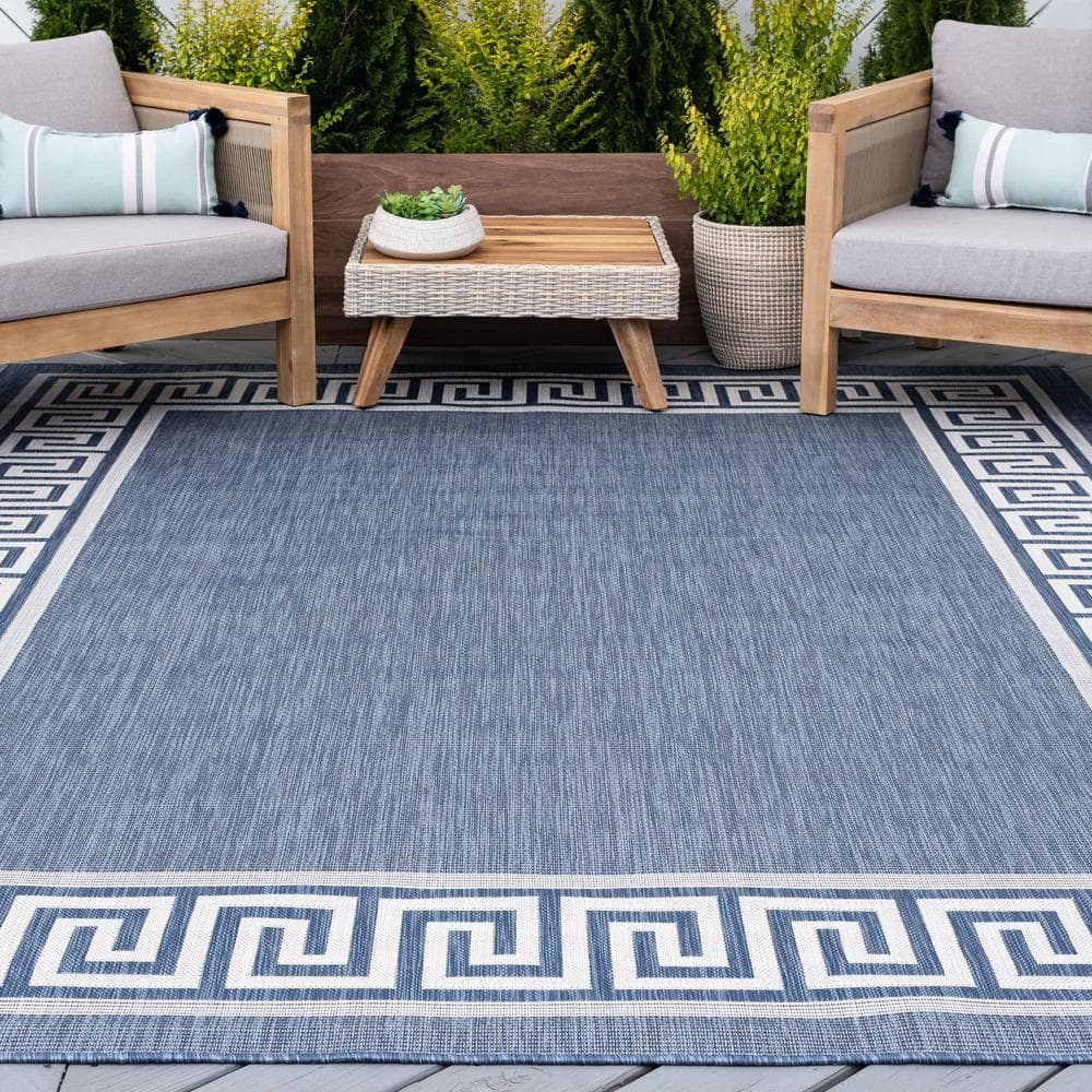 Blue and White Synthetic Greek Key 5' x 7' Area Rug