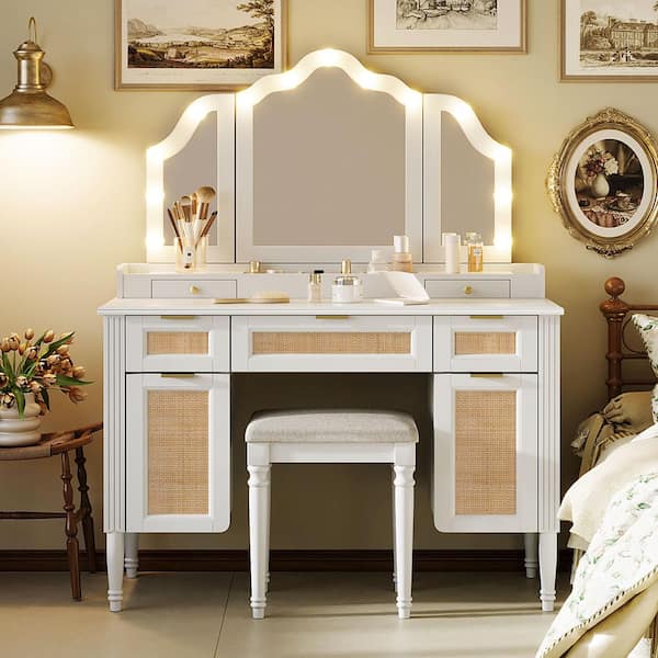 bohemia crystal dressing table set Discover 29 sets and glass dresser ideas I was gifted this beautiful