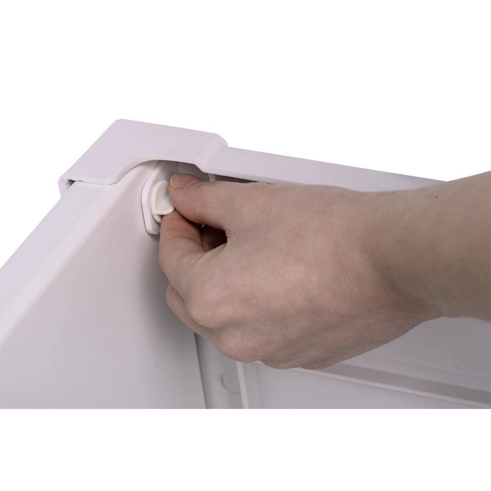 White Vinyl Elevated Garden Box with Woodgrain Texture