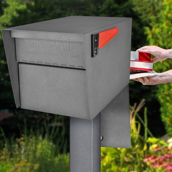 hugo boss mailbox