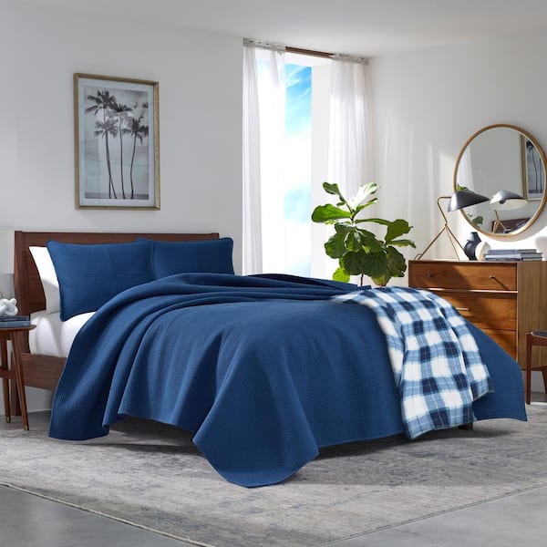  Nave Blue Stripes Fleece Throw Blanket,Super Soft Luxurious  Bedding Blanket : Home & Kitchen