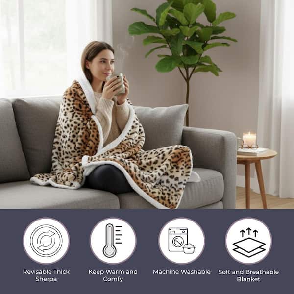 Lavish Home Tiger Fleece Sherpa Polyester Throw Blanket 61-00005