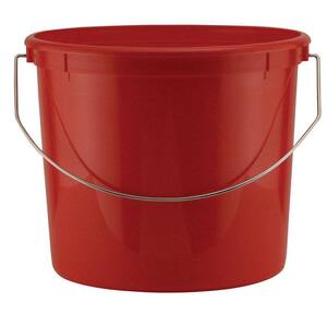 5-qt. Plastic Pail with Metal Handle in Red