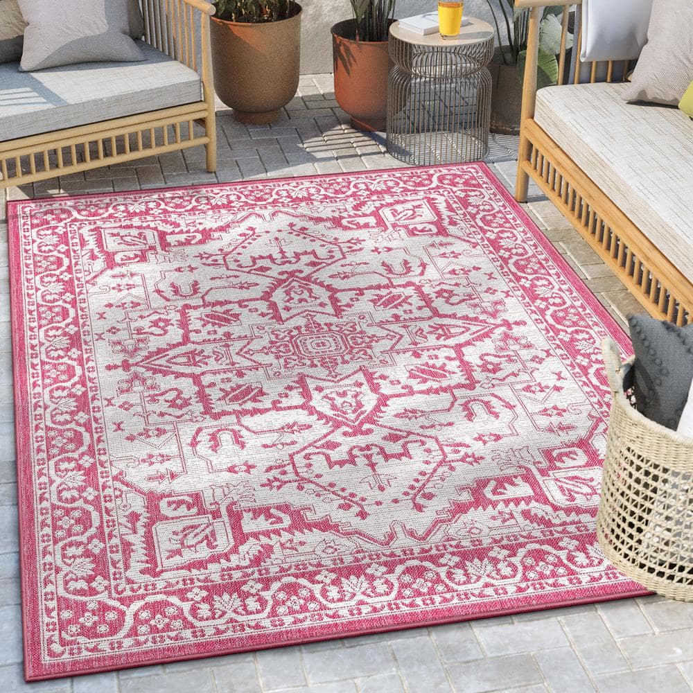Fuchsia and White Synthetic Flat Woven 5' x 7' Area Rug