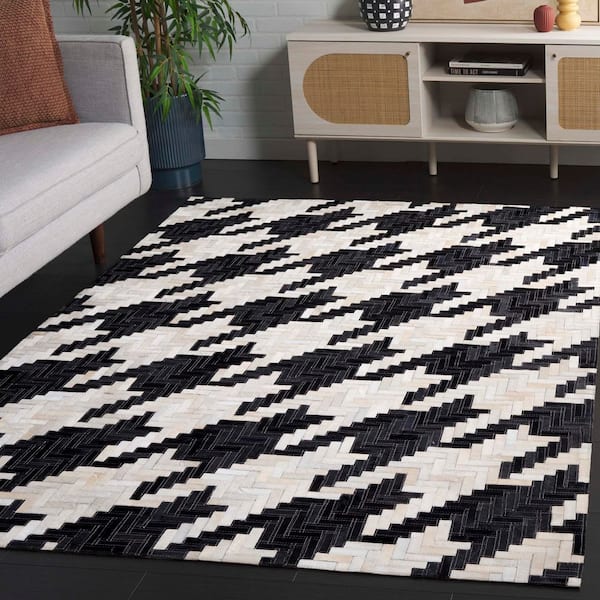 Studio Leather 8 ft. x 10 ft. Ivory/Black Geometric Chevron Area Rug