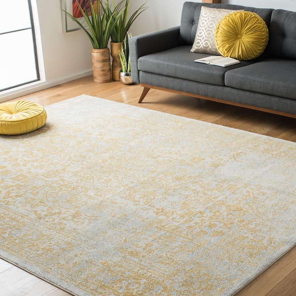 Evoke Ivory/Gold 8 ft. x 8 ft. Distressed Border Medallion Square Area Rug