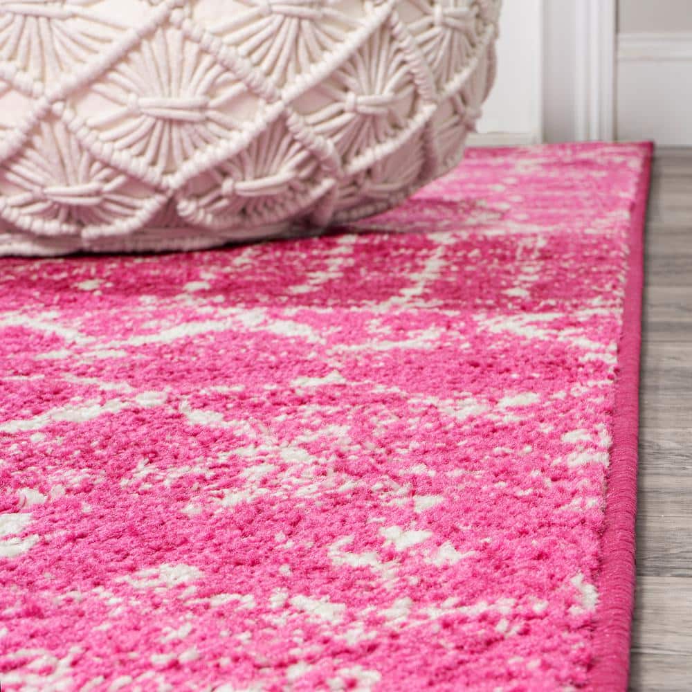 8' x 10' Fuchsia and Ivory Synthetic Moroccan Trellis Area Rug