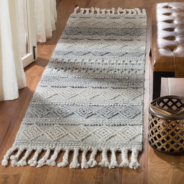 Natura 2 ft. x 10 ft. Silver Diamond Distressed Striped Runner Rug