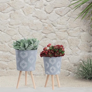 12 in. Diamond Planter with Wooden Legs Gray (2-Pack)