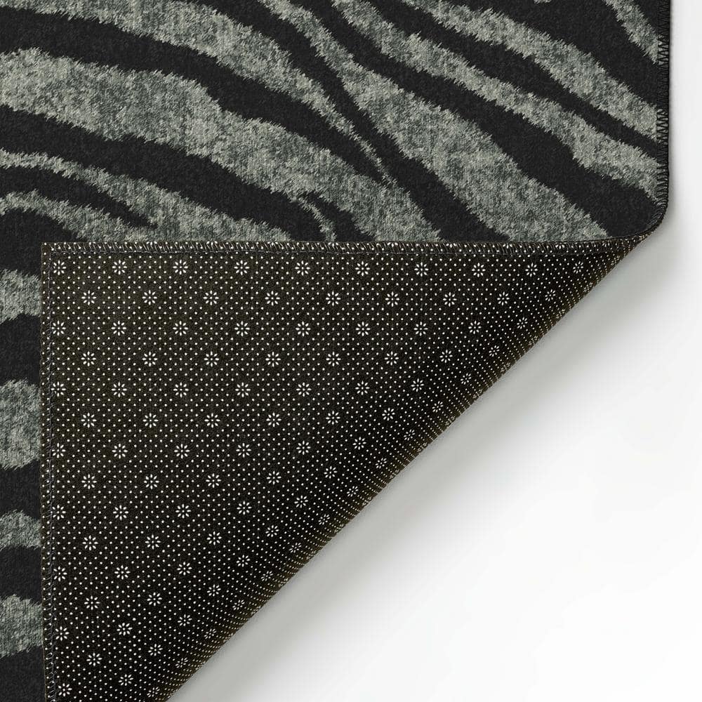 Safari Shadow Black Chenille 1'8" x 2'6" Washable Accent Rug
