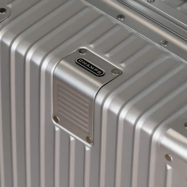 carry silver Heritage Line | Continental Carry-on Travel Case 34L – Zero