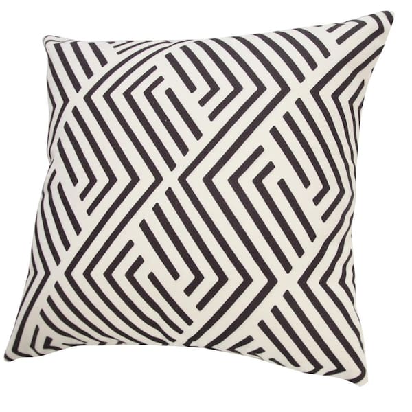 Chunky Black and White Geometric Pillow – Hallstrom Home