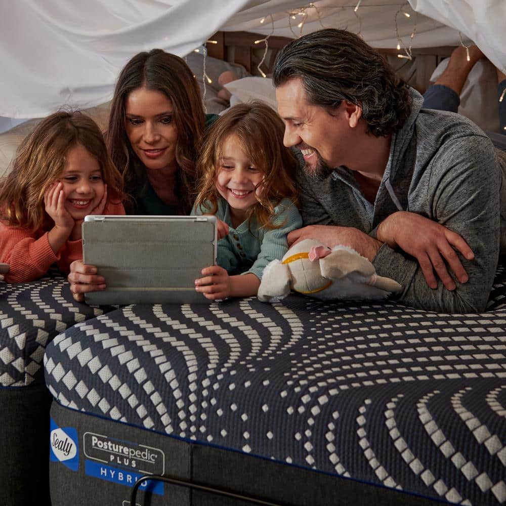 SealyCool Plush 14" Hybrid Queen Mattress with Gel Memory Foam