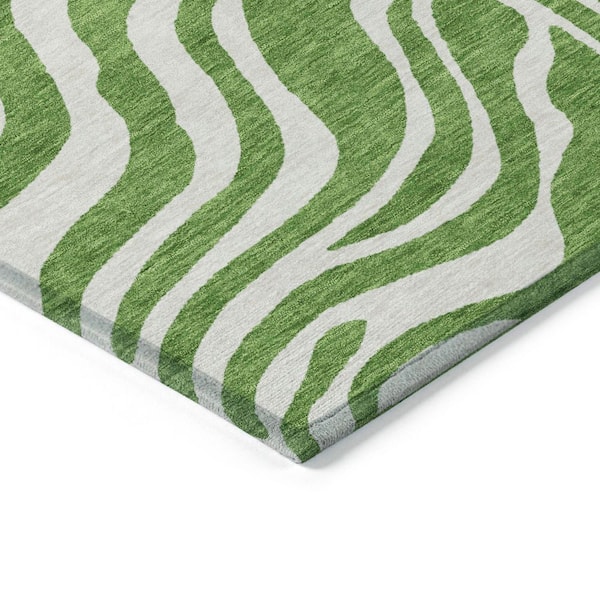 Chantille Machine Washable Indoor/Outdoor Abstract ACN1042 Green 8 ft. x 8 ft. Area Rug