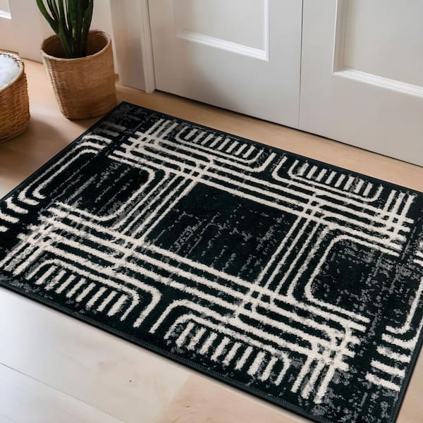 Bohemian Lines Area Rug Black 2 ft. x 3 ft. Area Rug