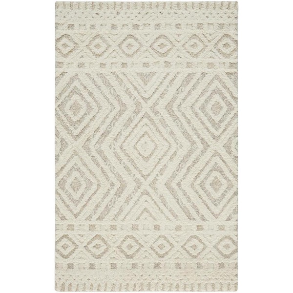 HomeRoots Ivory 4 ft. x 6 ft. Geometric Area Rug