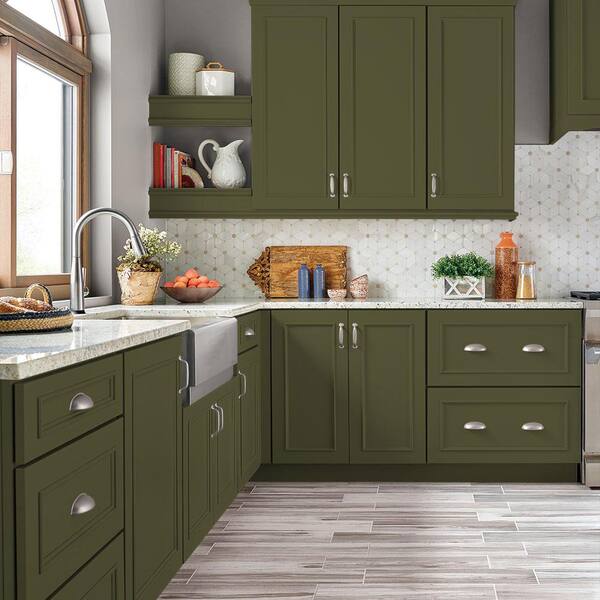 BEHR PREMIUM 1 qt. #PPU9-25 Eastern Bamboo Satin Enamel
