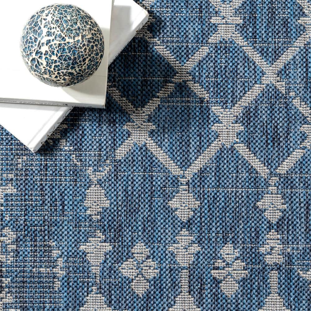 Blue Trellis 5x8 Washable Synthetic Indoor/Outdoor Area Rug