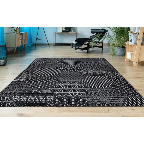 Afuera Anode Current 4 ft. x 6 ft. Indoor/Outdoor Area Rug