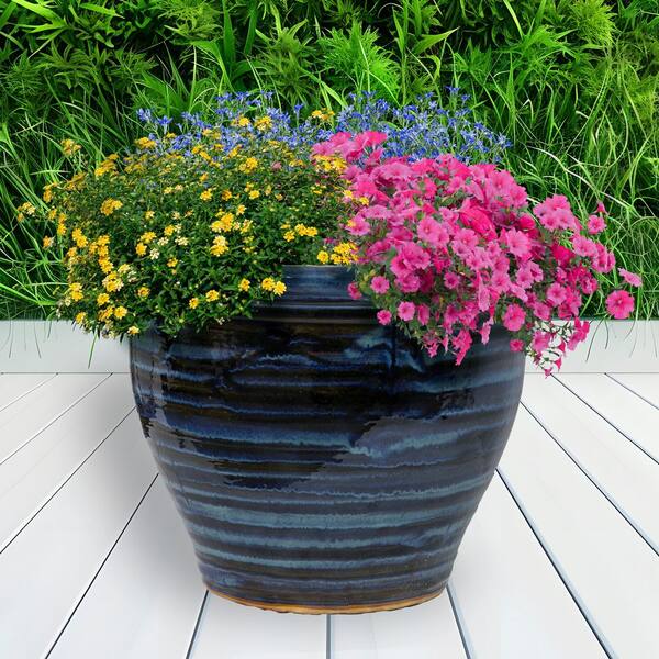 Sunnydaze 18 in. Studio High-Fired Glazed Ceramic Planter