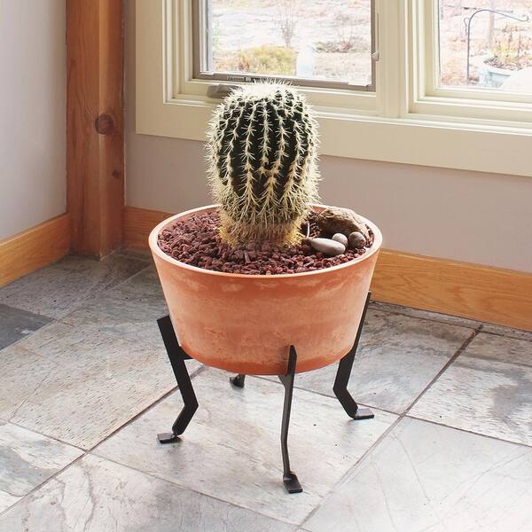 Achla Designs Denise Planter I 14.75 in. H Decorative Iron Pot