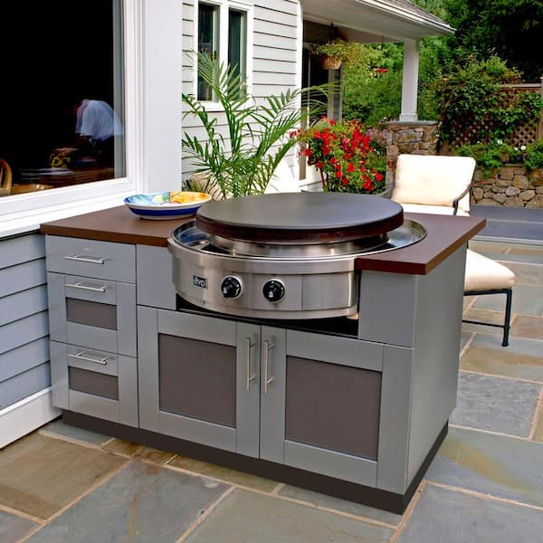 10 Compact Grills That'll Turn a Small Space into a Countertop
